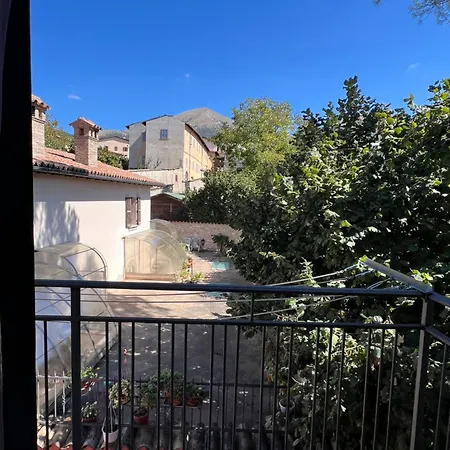 La Fontana Di